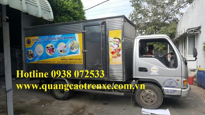 dán quảng cáo trên xe tải